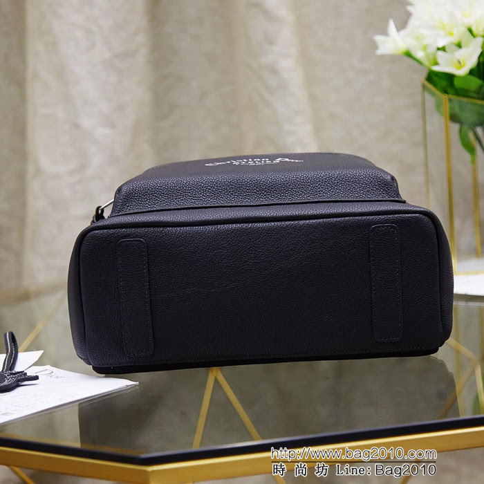 DIOR迪奧 homme 男款雙肩包 簡單休閒背包  zdo1133